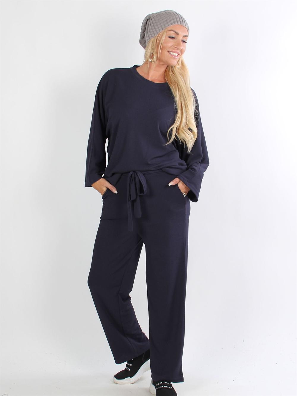 Riga - Snyggt beigefärgat överdimensionerat set med band